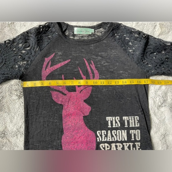 Sparkly reindeer Southern Grace Top Tis The Season To Sparkle Top, Sz Sm… - Picture 3 of 7